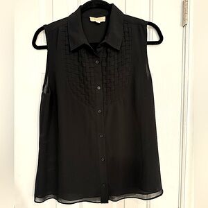 Lost April Woven Sheer Very Black
Sleeveless Blouse